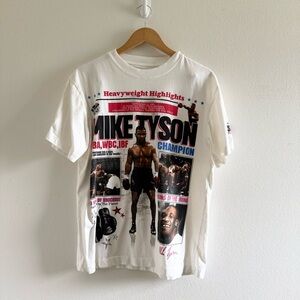 Mike Tyson Champion Graphic T-Shirt - White size Small